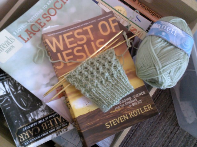 Yarn Along Photo 2.13